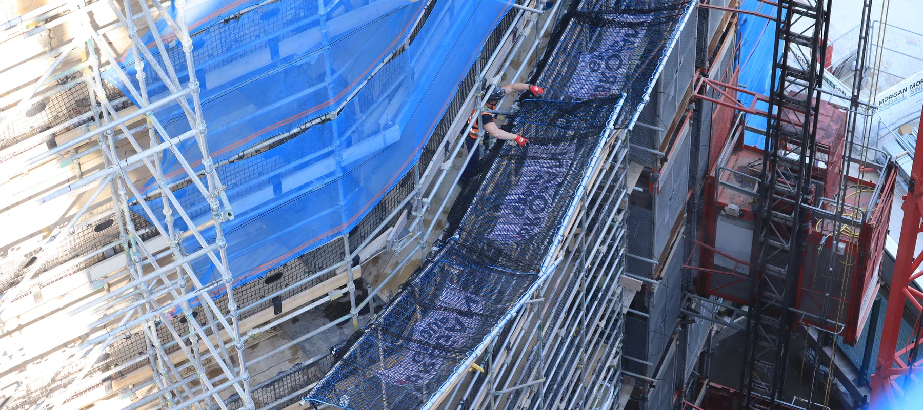 Combi Safe  & Catch Fans Banner